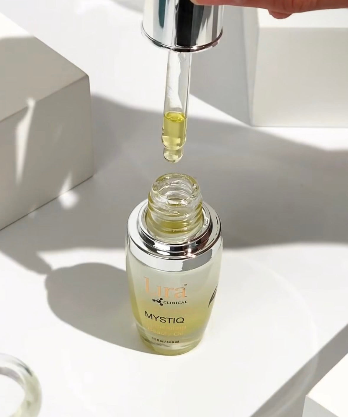 MYSTIQ iLuminating Beauty Oil